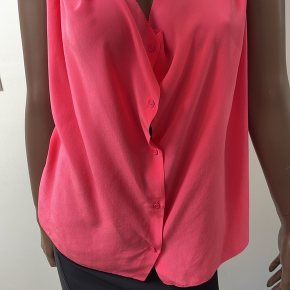 Aritzia Wilfred Ninon Blouse Neon Glow Pink Top Silk Button Down Sleeveless XS - Picture 3 of 8